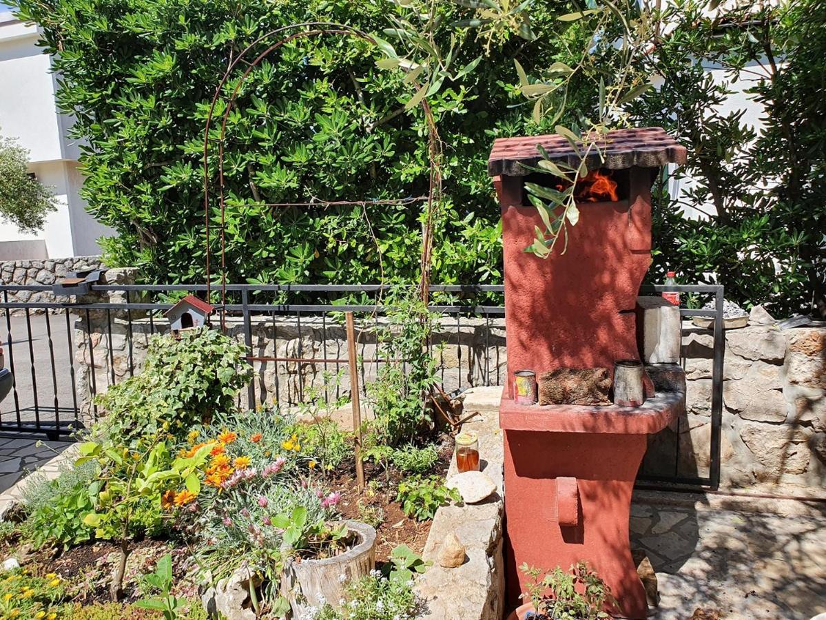 Apartmani Kurjakovic - Punat Buitenkant foto